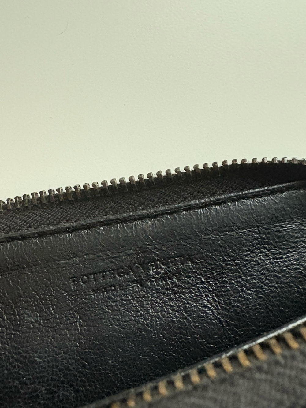 Bottega Veneta Intrecciato Zipped Card Case - Picture 5 of 7